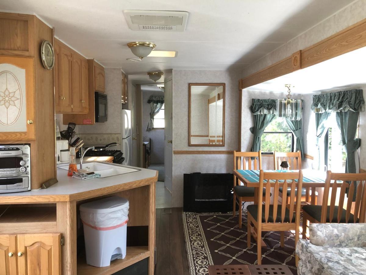 Garden Bay Hideaway - Glamping & Rv Hotel Exterior photo